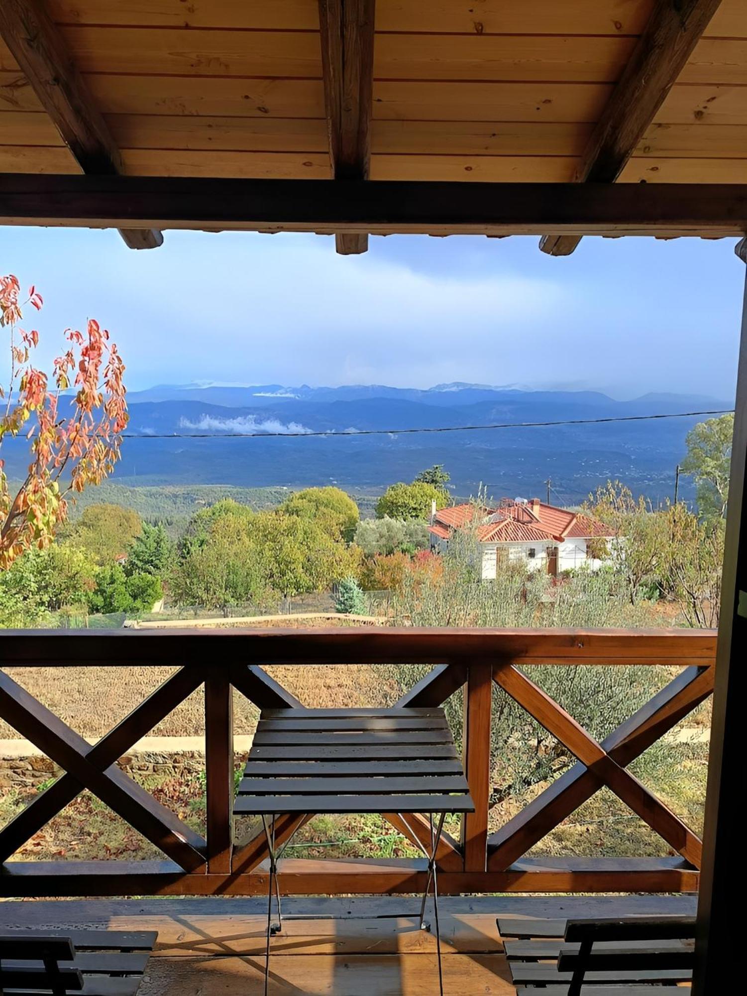 Luxury House In The Hills Guest House Sparta Exterior photo
