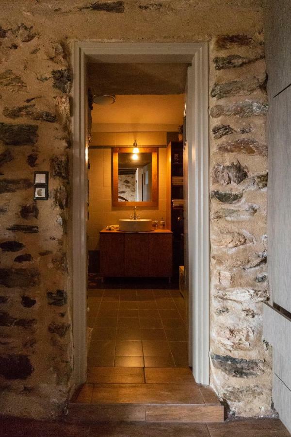 Luxury House In The Hills Guest House Sparta Exterior photo